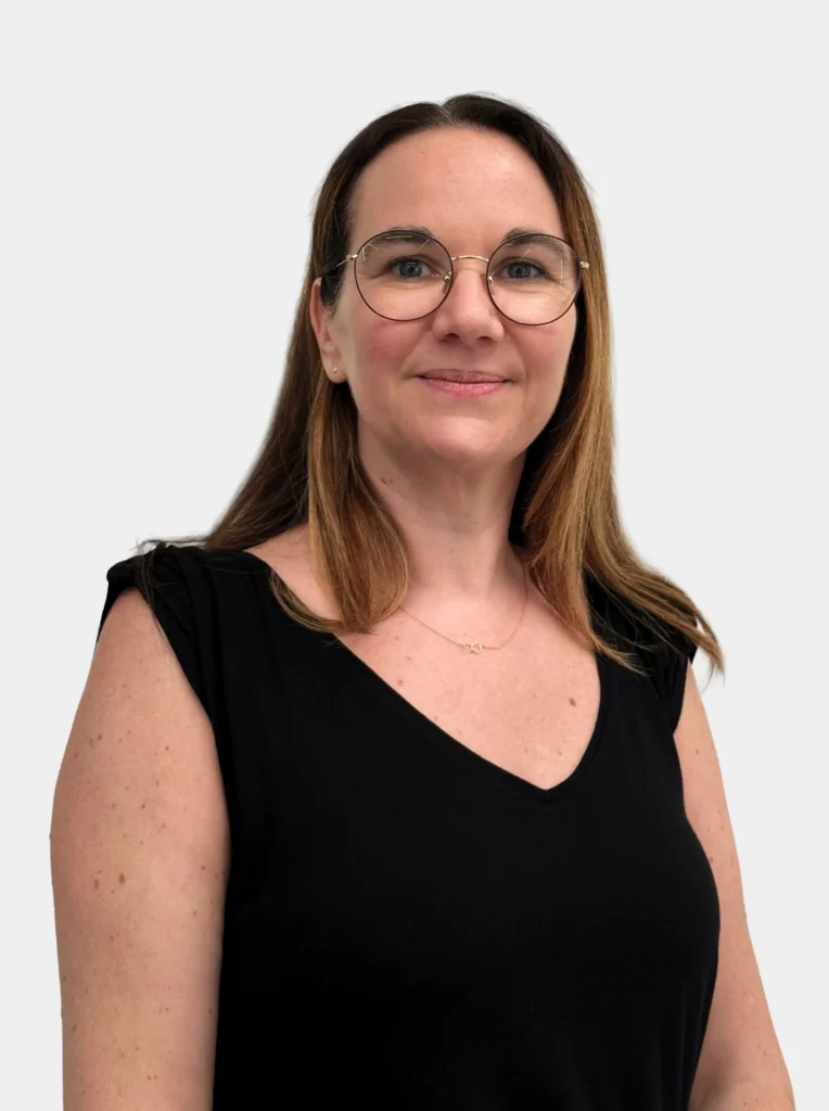 Christine Villa Headshot
