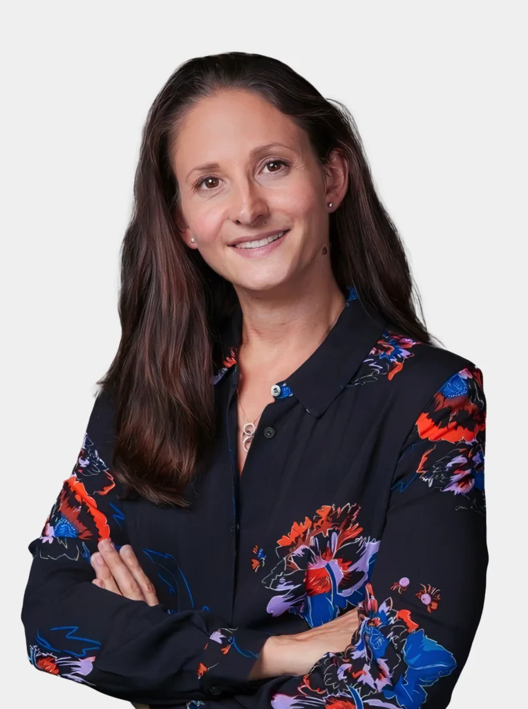 Tara Sherbrooke Headshot